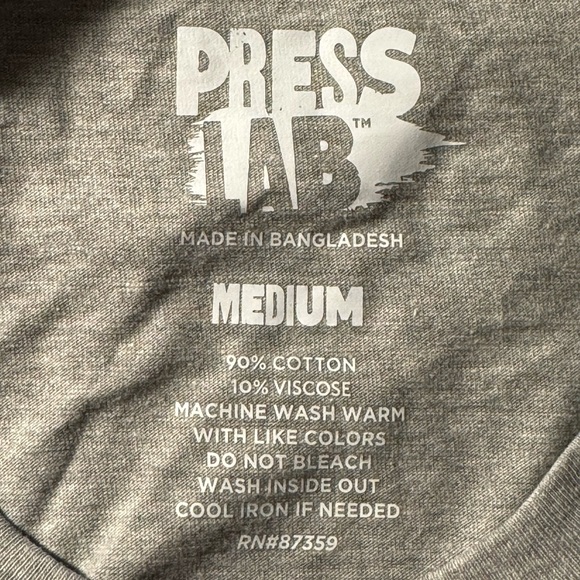 COOKIES & CHRISTMAS MOVIES * Holiday TEE * Short Sleeves for Warm Weather * M * - Picture 5 of 6